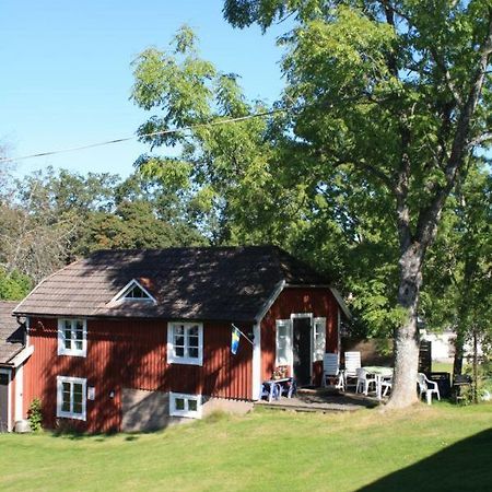 My Little Bed & Breakfast & Holiday Home Alghult Экстерьер фото