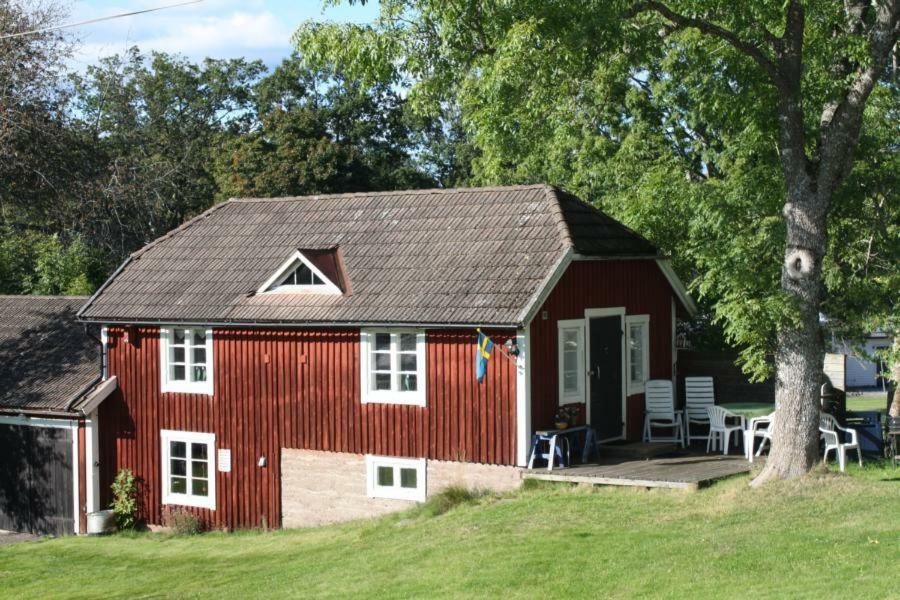 My Little Bed & Breakfast & Holiday Home Alghult Экстерьер фото
