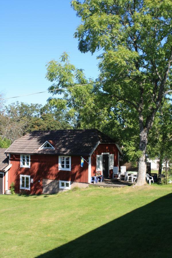 My Little Bed & Breakfast & Holiday Home Alghult Экстерьер фото
